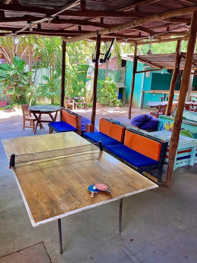 Coral Reef Surf Hostel And Camp Ταμαρίντο Εξωτερικό φωτογραφία