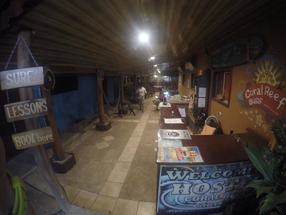 Coral Reef Surf Hostel And Camp Ταμαρίντο Εξωτερικό φωτογραφία