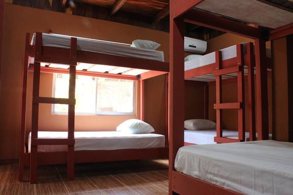 Coral Reef Surf Hostel And Camp Ταμαρίντο Εξωτερικό φωτογραφία