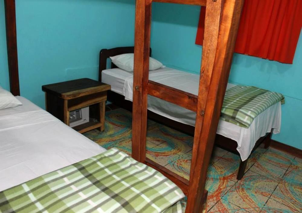 Coral Reef Surf Hostel And Camp Ταμαρίντο Εξωτερικό φωτογραφία